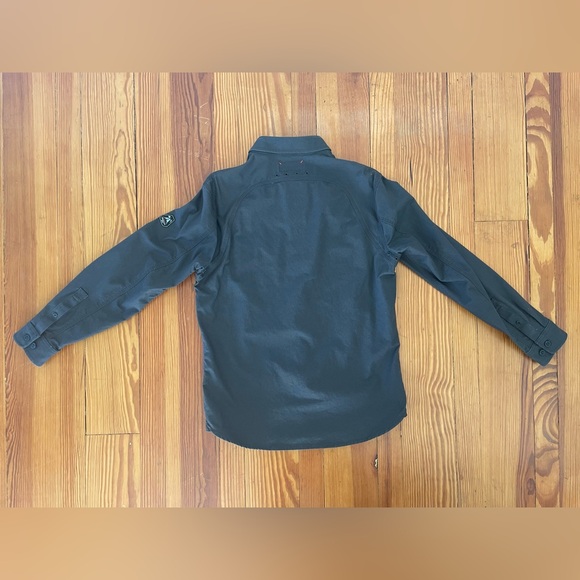 Eddie Bauer, Men's Capacitor Flex Canvas Work Shirt, Charcoal, Small - Picture 2 of 10